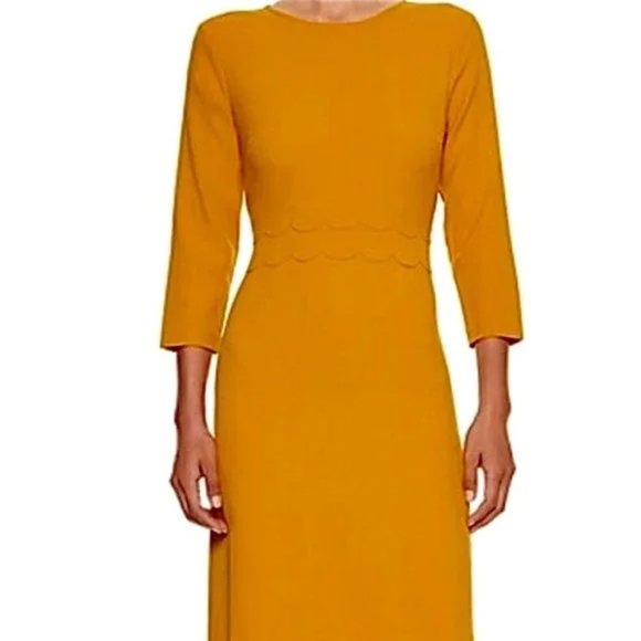 Banana Republic Dresses & Skirts - Banana Republic: Scalloped Waist Fit & Flare Dress - Size 6
